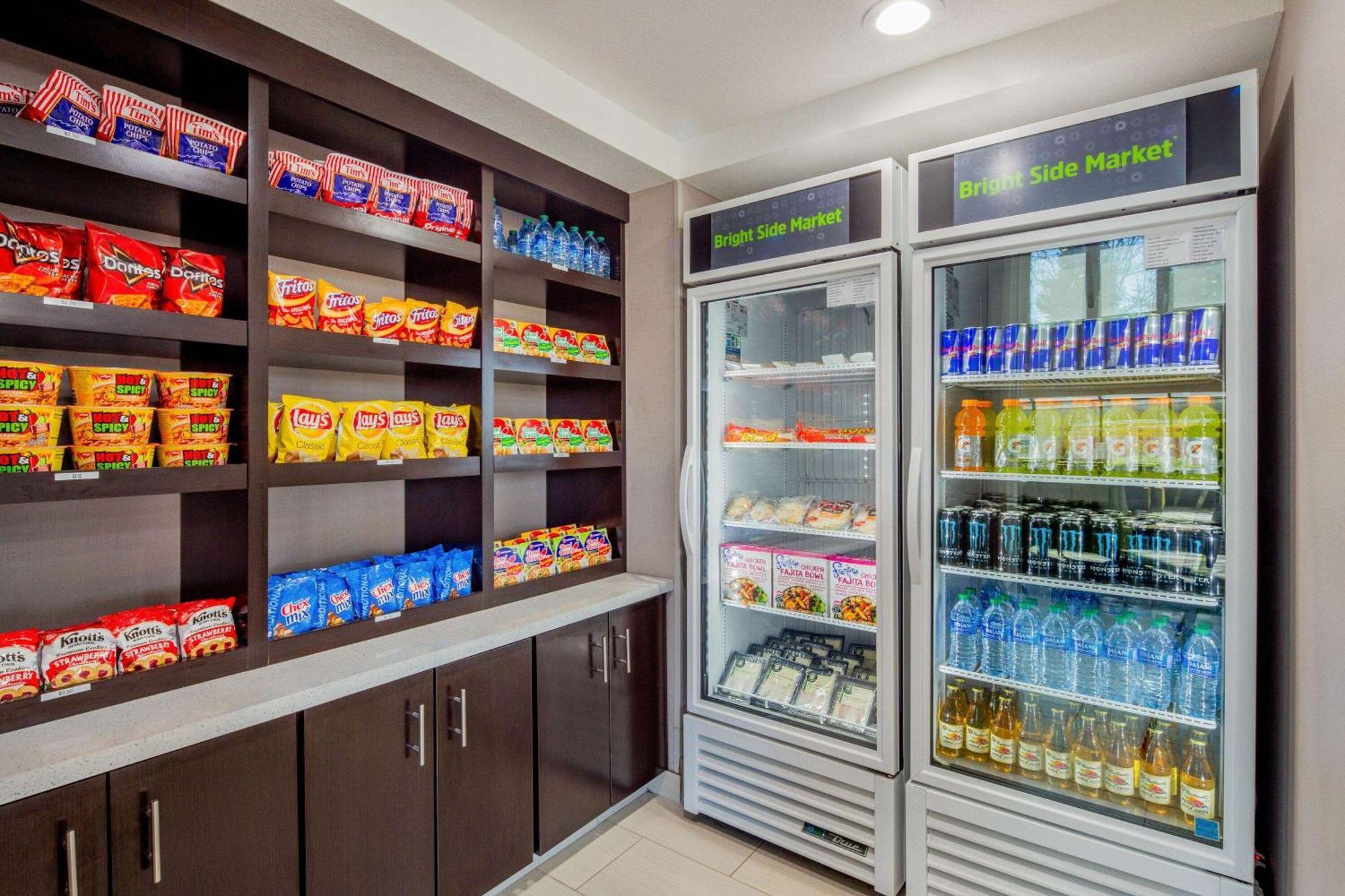 Hotel La Quinta By Wyndham Oakland - 3*